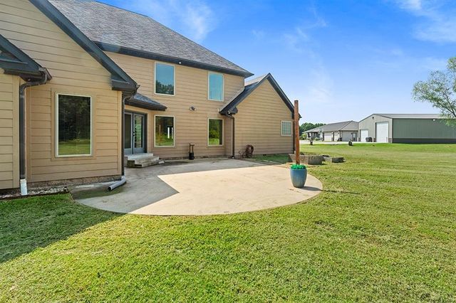 110 Crestwood Estates, Pittsburg, KS 66762