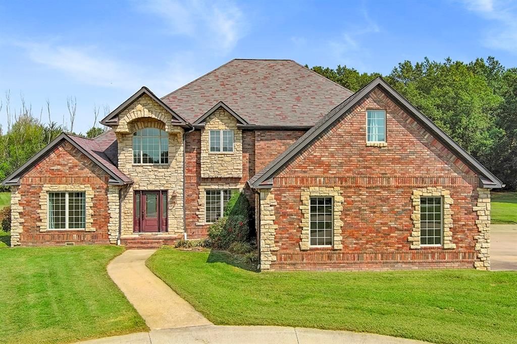 110 Crestwood Estates, Pittsburg, KS 66762