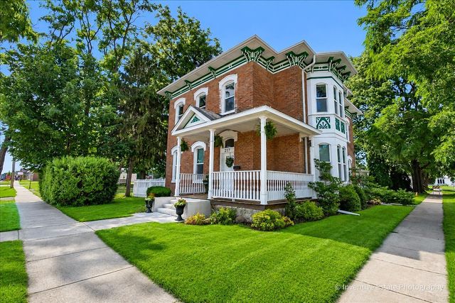 217 E Main Street, Plano, IL 60545