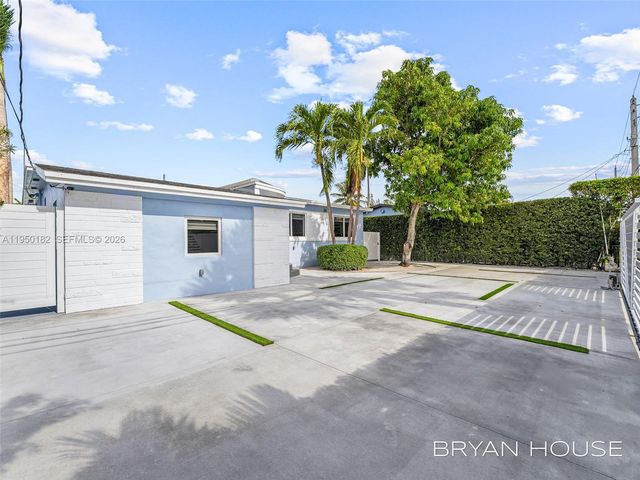 3341 NW 20th St, Miami, FL 33142
