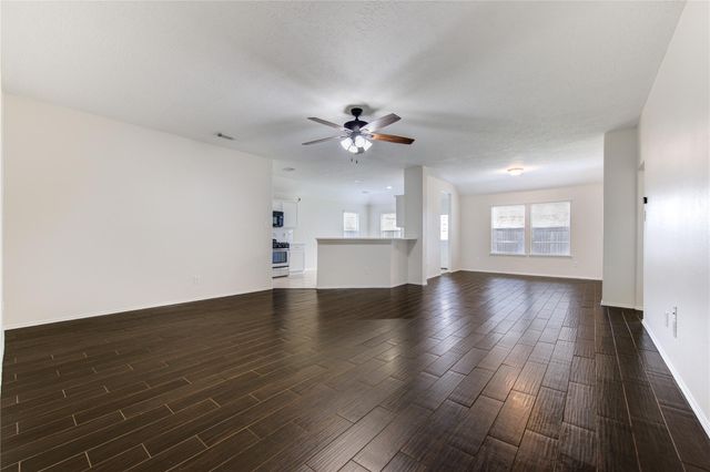 2131 Pickwick Pines Drive, Humble, TX 77396