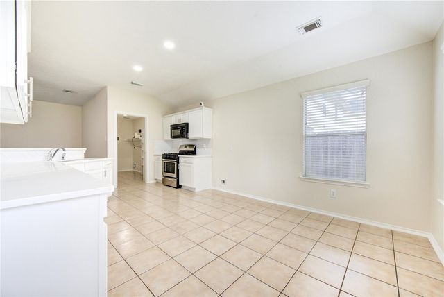 2131 Pickwick Pines Drive, Humble, TX 77396