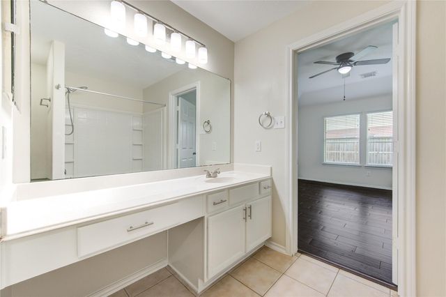 2131 Pickwick Pines Drive, Humble, TX 77396