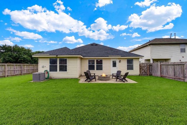 2131 Pickwick Pines Drive, Humble, TX 77396