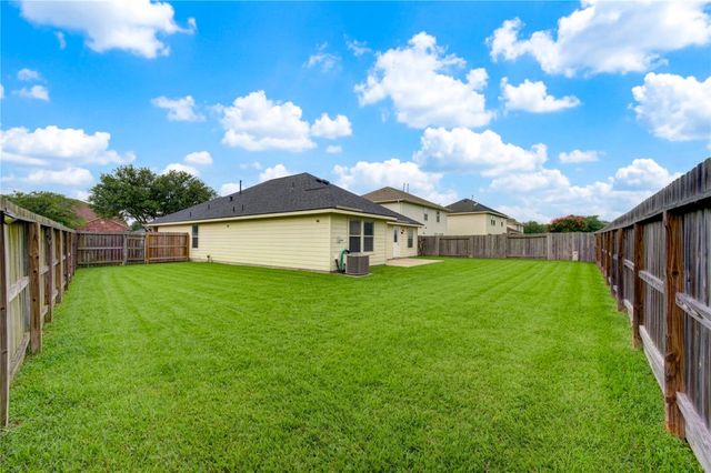 2131 Pickwick Pines Drive, Humble, TX 77396