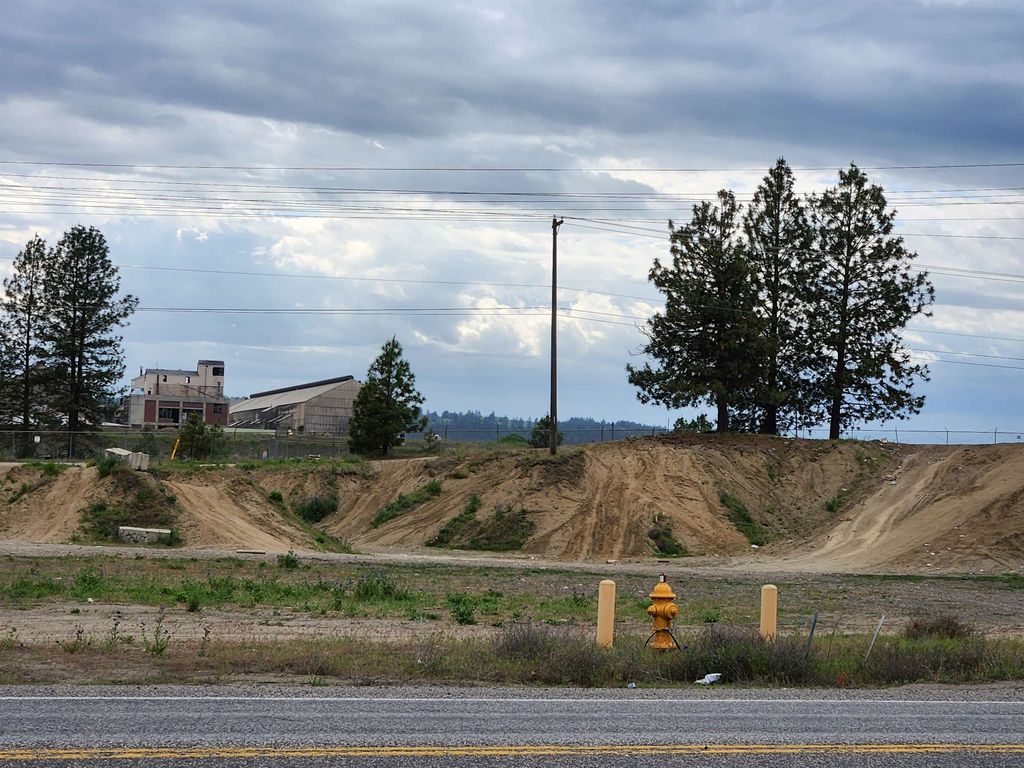 8817 N Market St, Spokane, WA 99217 photo 2