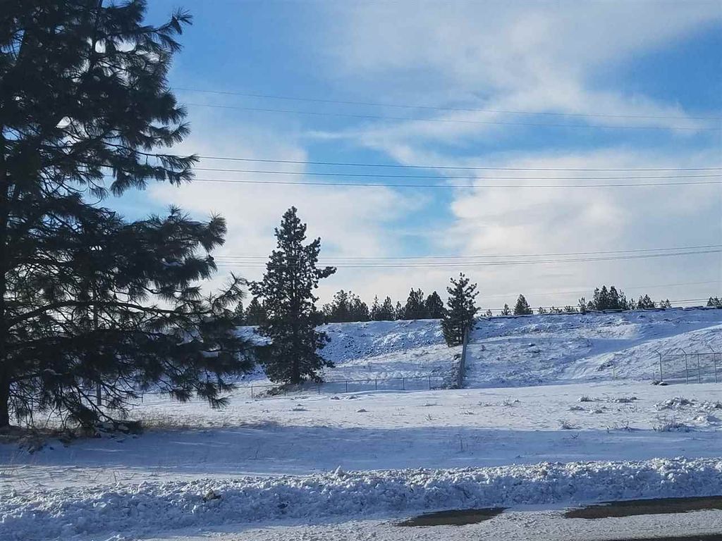 8817 N Market St, Spokane, WA 99217 photo 5