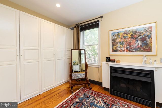 734 S MARVINE ST, Philadelphia, PA 19147