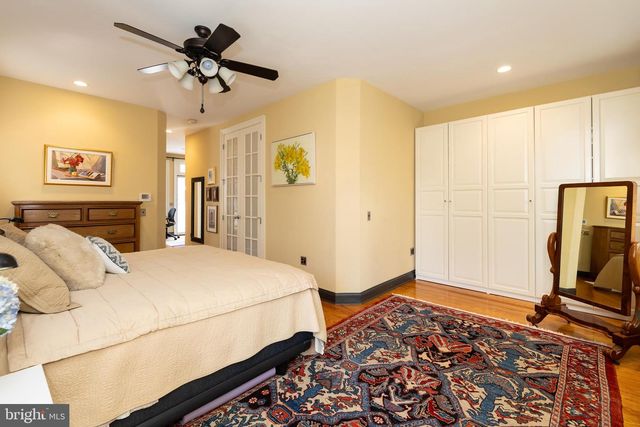 734 S MARVINE ST, Philadelphia, PA 19147