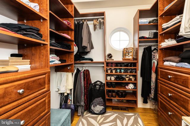 734 S MARVINE ST, Philadelphia, PA 19147