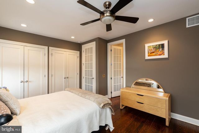 734 S MARVINE ST, Philadelphia, PA 19147