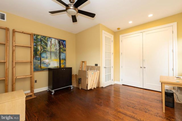 734 S MARVINE ST, Philadelphia, PA 19147