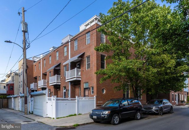 734 S MARVINE ST, Philadelphia, PA 19147