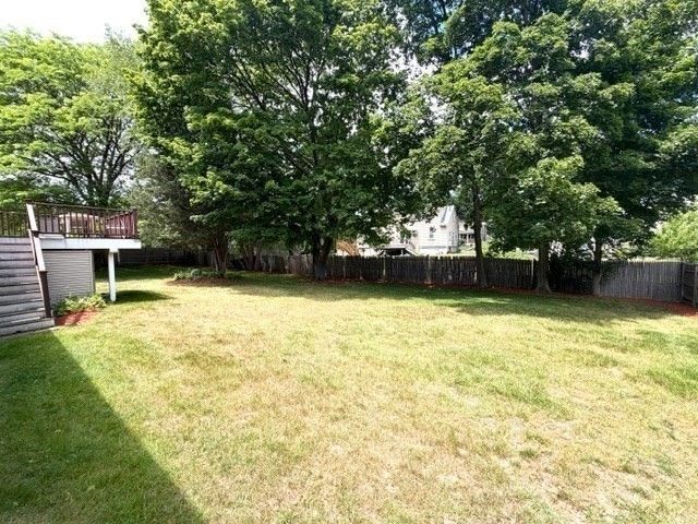 15 Frances Rd, Burlington, MA 01803