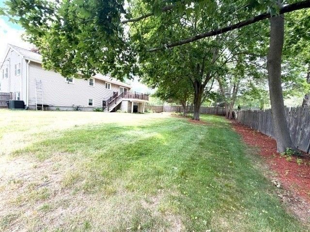 15 Frances Rd, Burlington, MA 01803