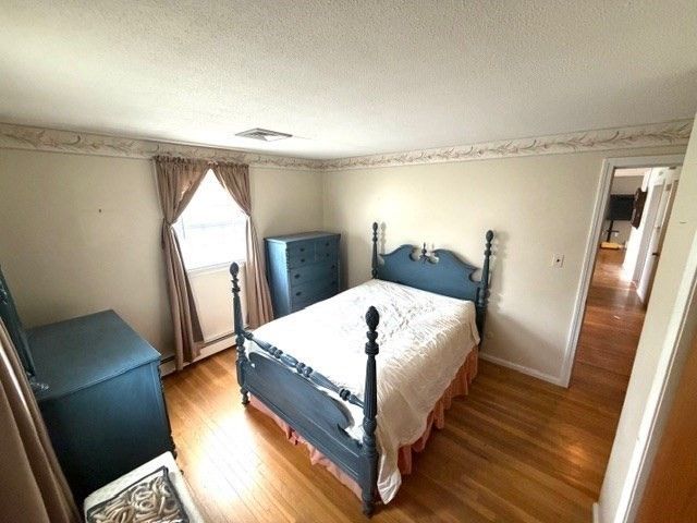 15 Frances Rd, Burlington, MA 01803