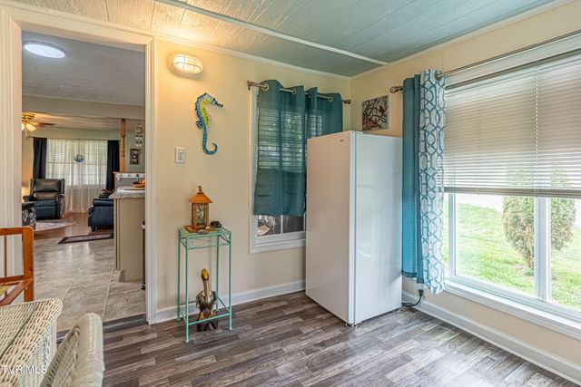 18160 Ridgeview Drive, Abingdon, VA 24211