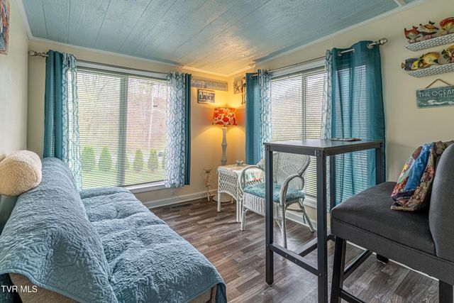 18160 Ridgeview Drive, Abingdon, VA 24211