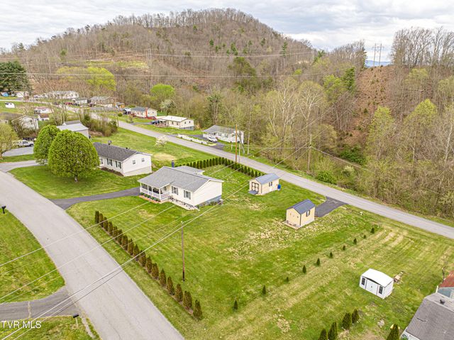 18160 Ridgeview Drive, Abingdon, VA 24211