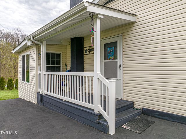 18160 Ridgeview Drive, Abingdon, VA 24211
