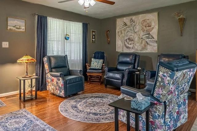 18160 Ridgeview Drive, Abingdon, VA 24211