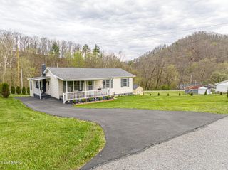 18160 Ridgeview Drive, Abingdon, VA 24211