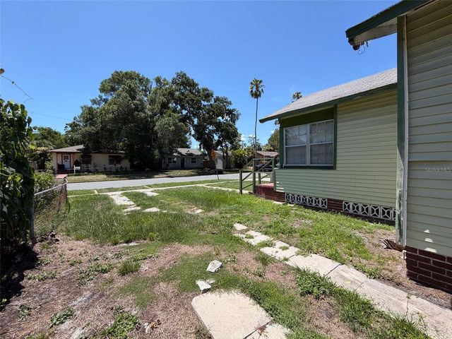 2436 10TH STREET S, St Petersburg, FL 33705