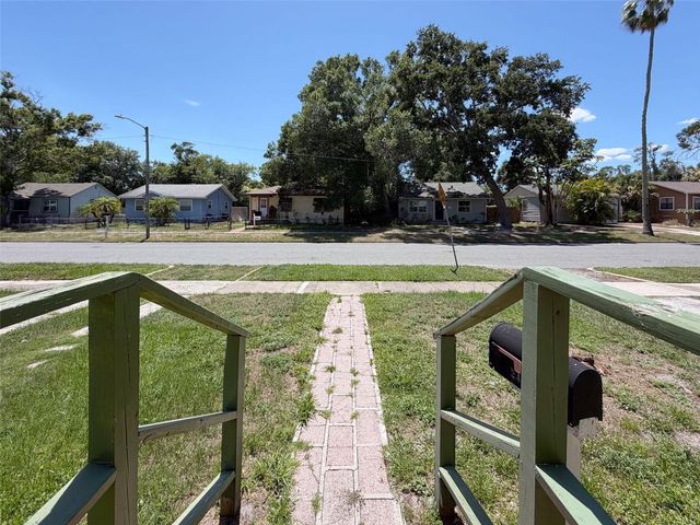 2436 10TH STREET S, St Petersburg, FL 33705