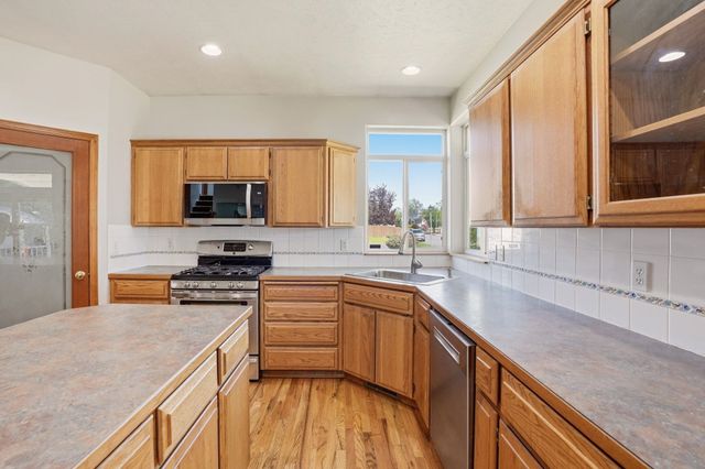 3103 S Bolivar Ct, Spokane Valley, WA 99037