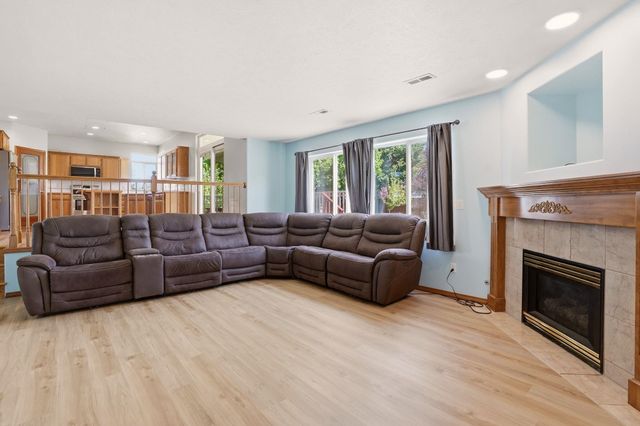 3103 S Bolivar Ct, Spokane Valley, WA 99037