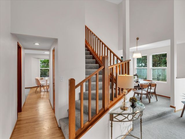 13013 NE 70th Drive, Kirkland, WA 98033