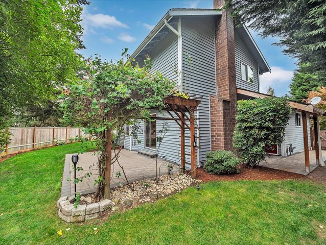 13013 NE 70th Drive, Kirkland, WA 98033