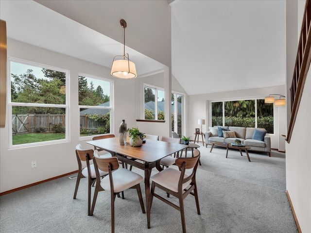 13013 NE 70th Drive, Kirkland, WA 98033