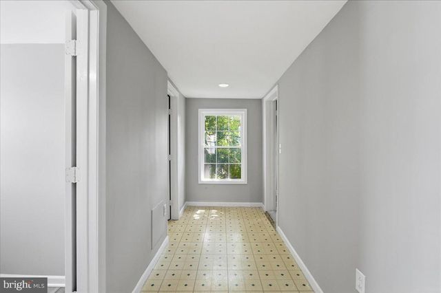 12 MADISON AVE, Hagerstown, MD 21740