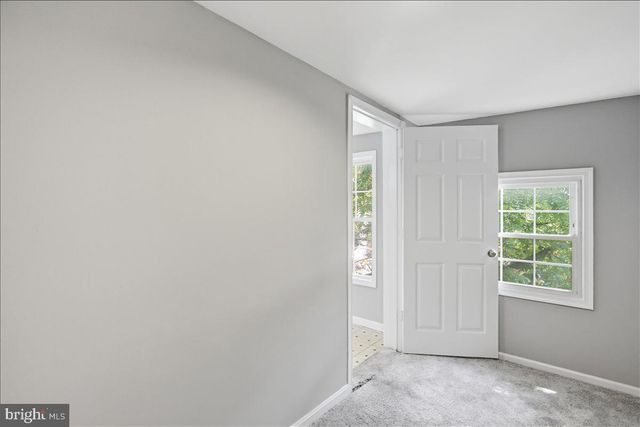 12 MADISON AVE, Hagerstown, MD 21740