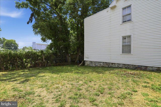12 MADISON AVE, Hagerstown, MD 21740