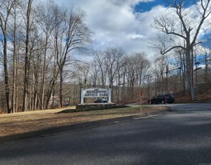 1449 Old Waterbury Road 102, Southbury, CT 06488