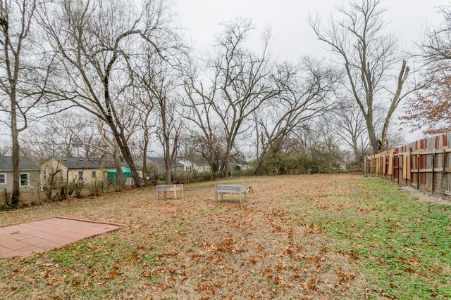 1305 SIMS ST, Columbia, MO 65201