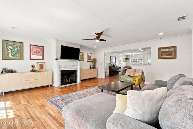 4152 LEXINGTON Avenue, Jacksonville, FL 32210