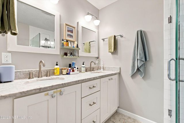 4152 LEXINGTON Avenue, Jacksonville, FL 32210