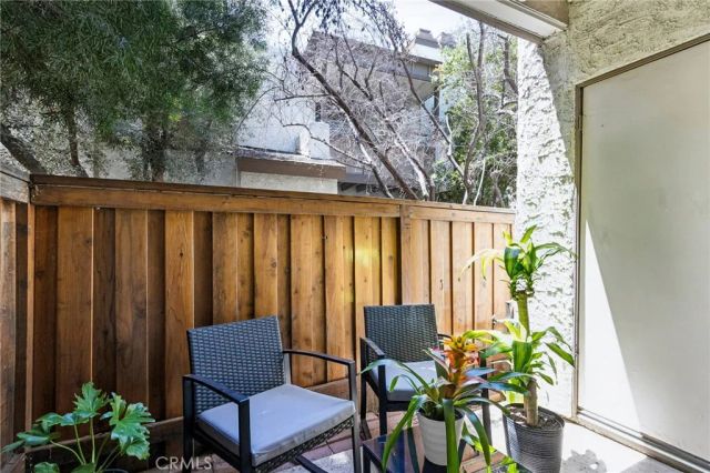 15511 Sherman Way 29, Van Nuys, CA 91406