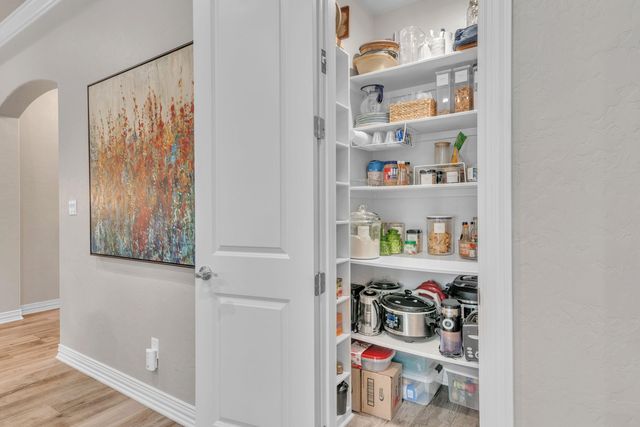 3917 Gable Crest Ln, Longview, TX 75605