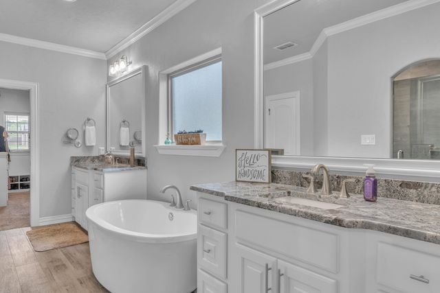 3917 Gable Crest Ln, Longview, TX 75605