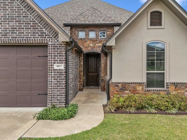 3917 Gable Crest Ln, Longview, TX 75605
