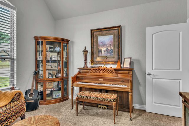 3917 Gable Crest Ln, Longview, TX 75605