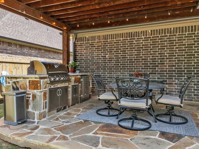 3917 Gable Crest Ln, Longview, TX 75605