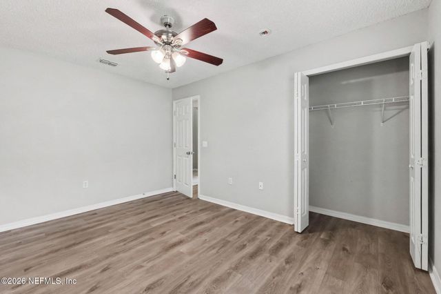 11157 WYNDHAM HOLLOW Lane, Jacksonville, FL 32246