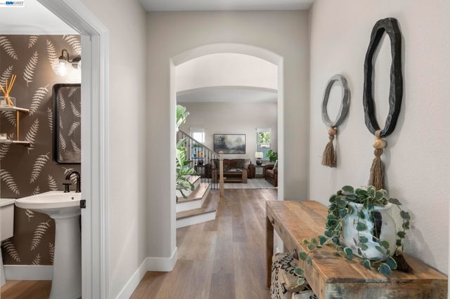 5510 Calico Ln, Pleasanton, CA 94566