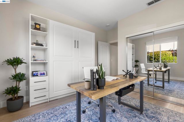 5510 Calico Ln, Pleasanton, CA 94566