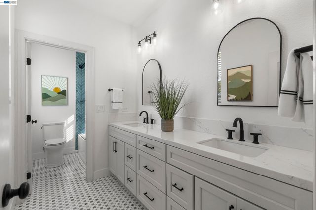 5510 Calico Ln, Pleasanton, CA 94566